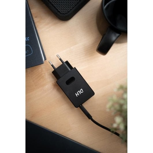 Cargador USB-C 65W DLH DY-AI4165 para portátiles y tablets