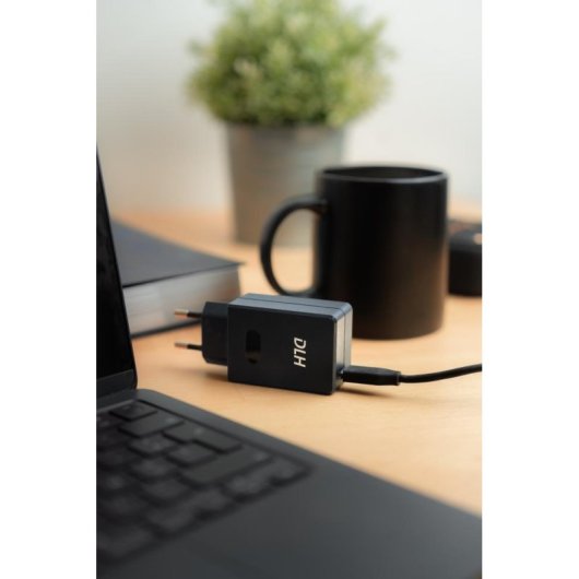 Cargador USB-C 65W DLH DY-AI4165 para portátiles y tablets