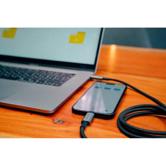 Cavo USB4 Verbatim 1,2 m USB-C a USB-C 40 Gbit/s Nero