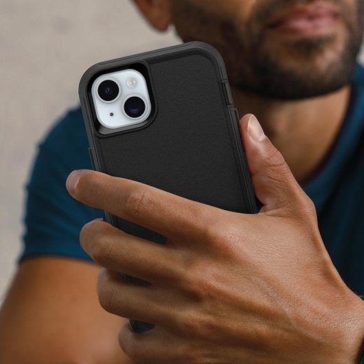 Funda para móvil OtterBox Defender Cover PC et caoutchouc noir pour iPhone 15 Plus