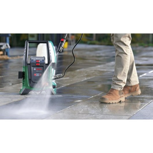 Hidrolimpiadora Bosch UniversalAquatak 36V-100 100 bar 186 l/h Inalámbrica