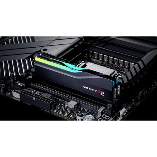 Mémoire RAM G.Skill Trident Z5 RGB 48Go 2x24Go DDR5 6000MHz CL40 Dual-Channel RGB Noir