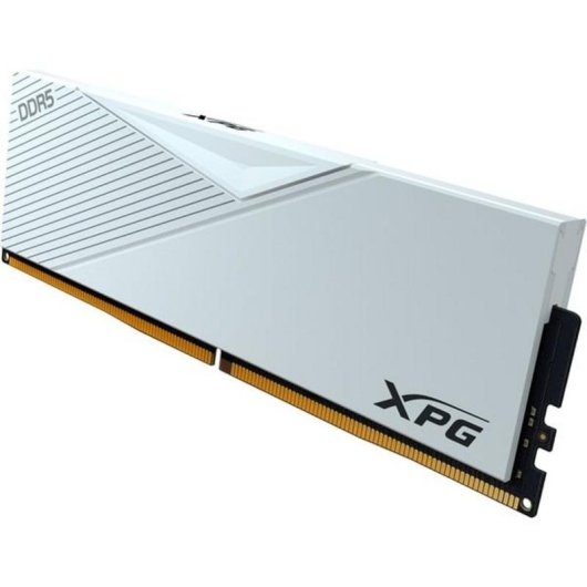 Memoria RAM ADATA LANCER 16GB 1x16GB DDR5 6000MHz CL30 AMD EXPO Blanco