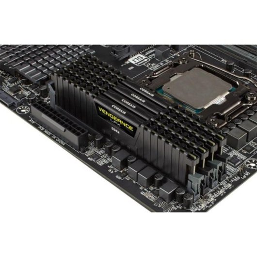 Mémoire RAM Corsair Vengeance LPX 64Go 4x16Go DDR4 2666MHz CL16 Noir Intel XMP