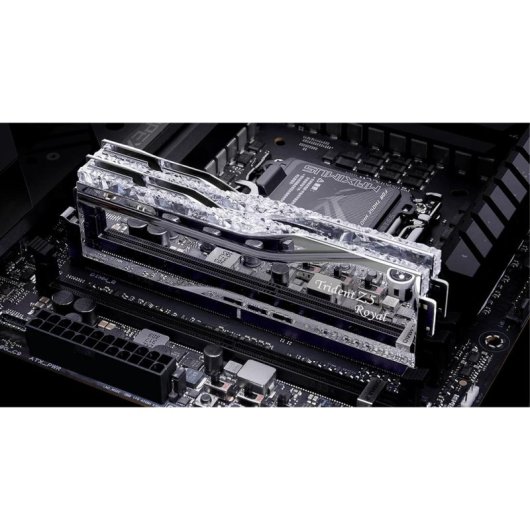Arbeitsspeicher RAM G.Skill Trident Z5 RGB 48GB 2x24GB DDR5 8200MHz CL40 Dual-Channel RGB