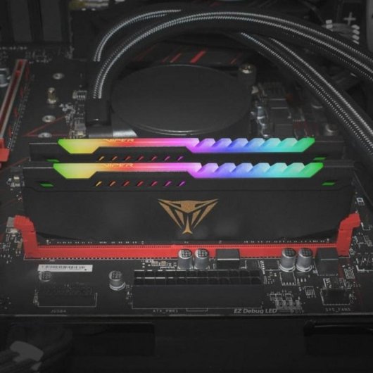 Mémoire RAM Patriot Viper Steel 16Go 1x16Go DDR4 3200MHz CL19 RGB Noir
