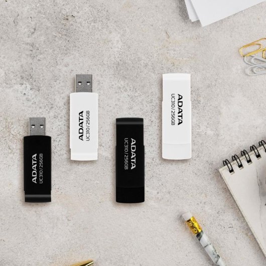 Chiavetta USB ADATA UC310 256 GB USB-A 3.2 Gen 1 girevole bianca