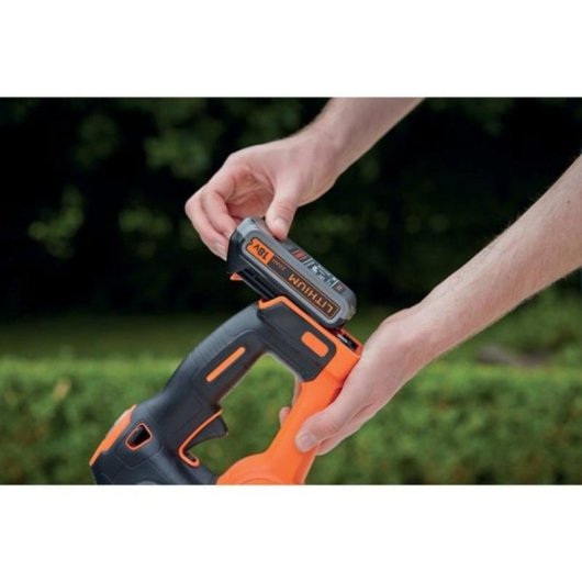 Desbrozadora Black & Decker GTC18452PCB 18V 45cm