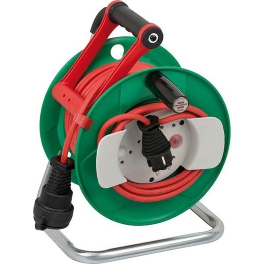 Regleta Brennenstuhl AT-N05V3V3-F 1 toma 25 m con protección IP44