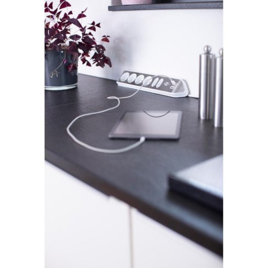 Régua de tomadas Brennenstuhl 1153590620 6 tomadas USB-A 3,1 A com proteção infantil