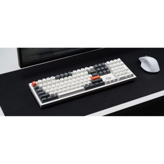 Teclado Keychron Q6 Ultra 8K mecánico completo con RGB y conexión múltiple USA