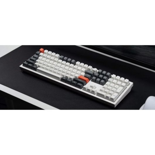 Teclado Keychron Q6 Ultra 8K mecánico completo con RGB y conexión múltiple USA