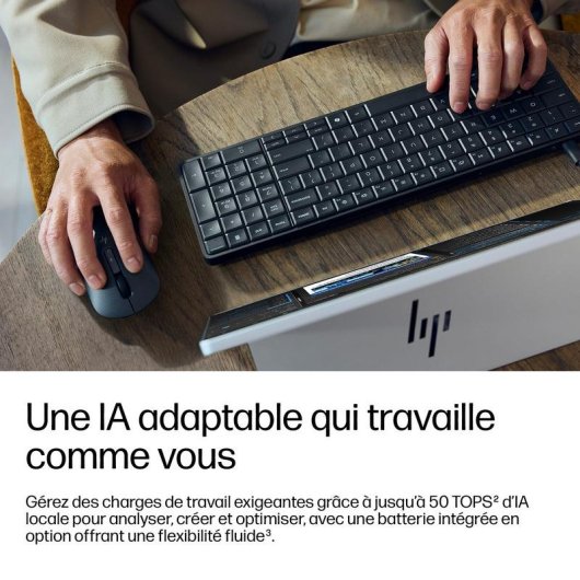Ordinateur portable HP EliteBoard G1a AMD Ryzen AI 5 330 16GB 512GB SSD Radeon 820M Windows 11 Pro