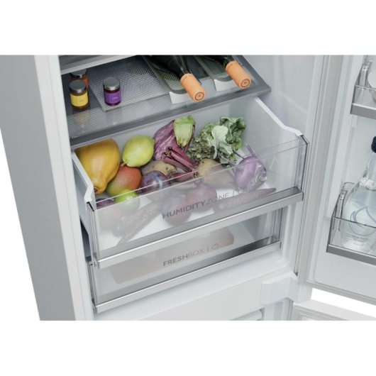 Frigorífico Combi Haier 34901784 Total No Frost 193,5cm 284L D Blanco WiFi IA