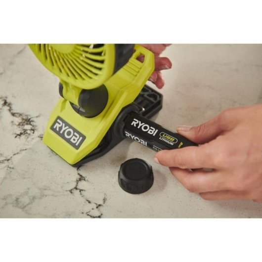 Mini Ventoinha de Clip Ryobi RCF4-0 4V 2 Velocidades Sem Fios Cabeça Giratória