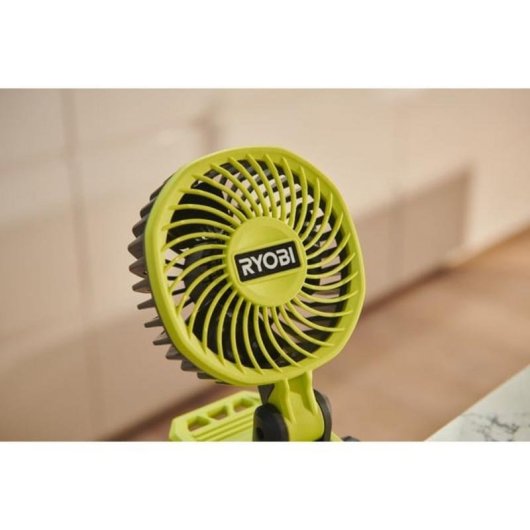 Mini Ventoinha de Clip Ryobi RCF4-0 4V 2 Velocidades Sem Fios Cabeça Giratória