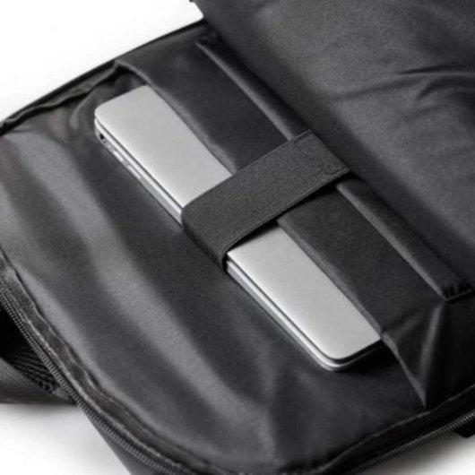 Mochila de viaje Trunk Backpack Negra