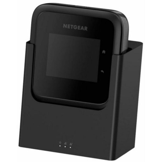 Base Nighthawk MD200 Adaptador 5G a Ethernet USB-C