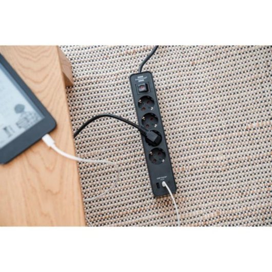 Multiprise Brennenstuhl 4 prises 2 USB-C 1 USB-A avec protection et interrupteur