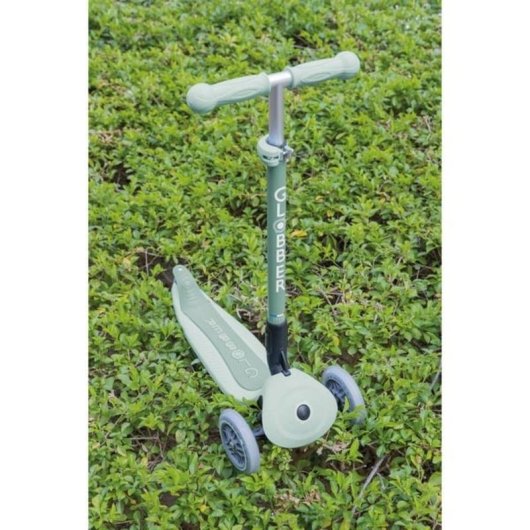 Monopattino bambino Globber Primo Foldable Plus 3 ruote LED verde chiaro