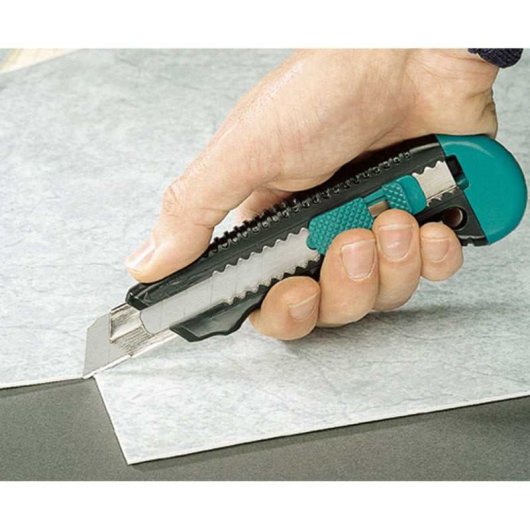 Cutter À Lame Sécable Wolfcraft 4146000 18 Mm Avec Guide Métal Et Poignée Ergonomique