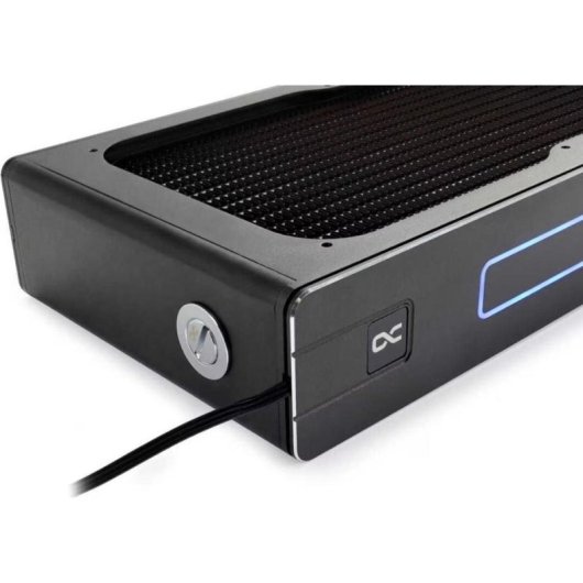 Refrigerazione Liquida Alphacool Core XT45 240mm 2 Ventole Full Rame