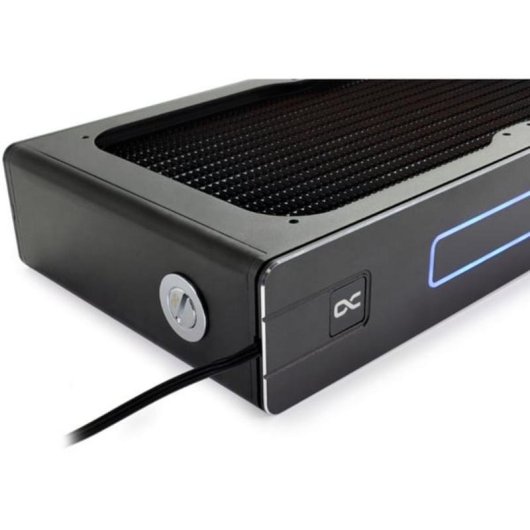 Refrigerazione Liquida Alphacool Core XT45 240mm 2 Ventole Full Rame