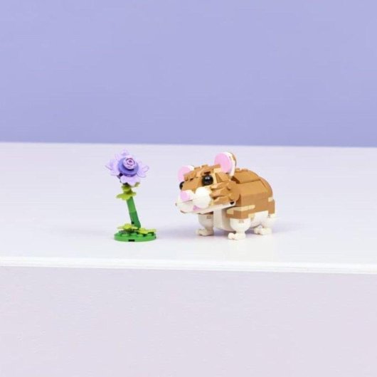 Set LEGO Creator 3 in 1 Hamster Adorabile con Fiore 31376