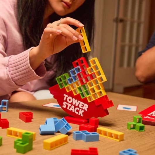 Geschicklichkeitsspiel Tower Stack Just Play für die ganze Familie