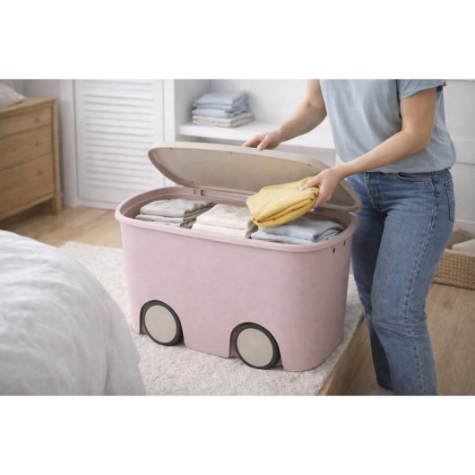 Caja De Almacenamiento De Plástico Con Ruedas Y Tapa | Color Rosa | 45 Litros | Medidas: 58x38x32 Cm