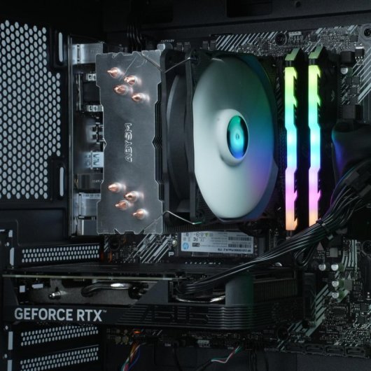 Epical-q Xeom Amd Ryzen 7 5700x , 32gb, 1tb Ssd Nvme , Rtx 5060ti 8gb + Windows 11 Pro