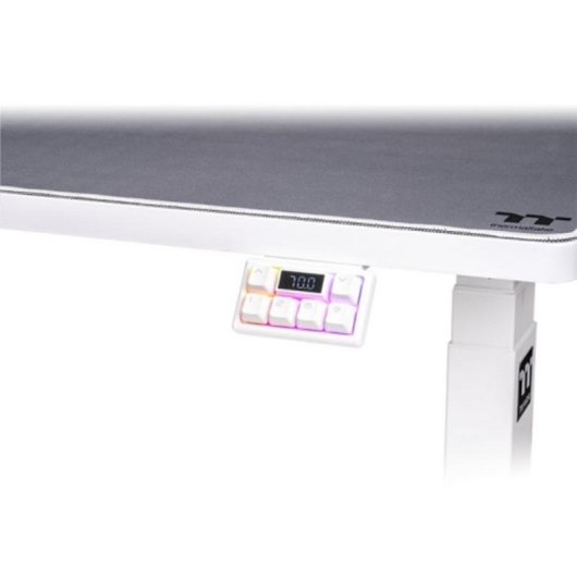 Mesa gaming Thermaltake 160 cm tablero partículas LED RGB ajustable