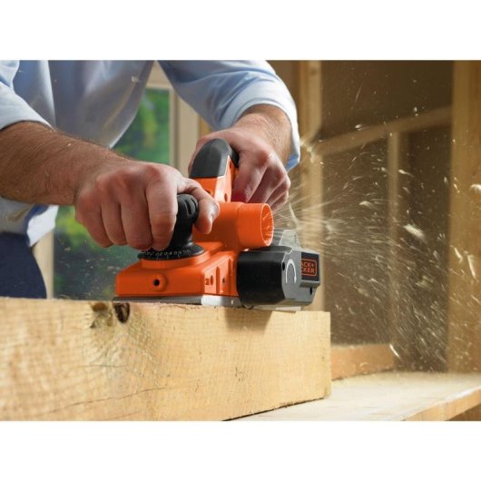 Piallatrice elettrica Black & Decker KW750K 750W 82mm