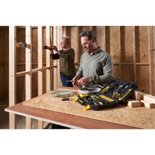 Kit Outils Stanley 28 Pièces STHT78050-1 Étui Plastique Noir et Jaune