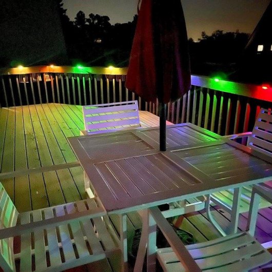 Luz solar RGB Autrucker para escalones 4 unidades impermeable automática