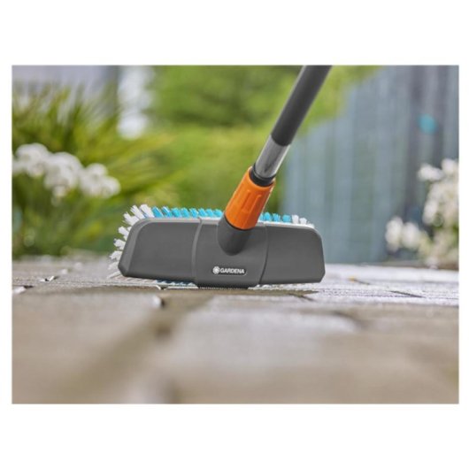 Pennello collegabile GARDENA Cleansystem duro per superfici esterne