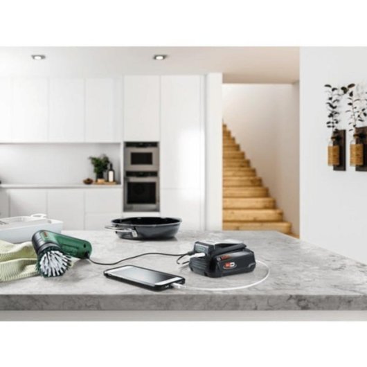 Bosch UniversalUSB 18V-15 Akku-Adapter USB-A und USB-C