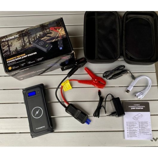 Dometic Pjs 1000 Arrancador Portátil Y Power Bank 1000 A Pico, Batería Lipo 59,2 Wh (16.000 Mah), Carga Qi, 2 Usb, Salida 12 V, Luz Led Y Pantalla Lcd