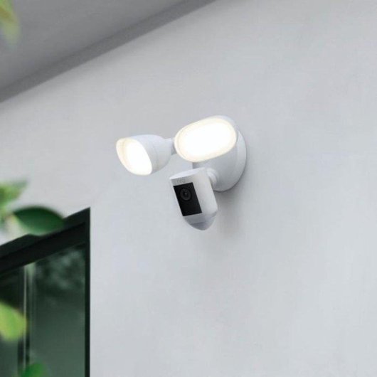 Cámara IP Ring Spotlight Pro Plug-in FullHD Visión Nocturna Exterior Audio Bidireccional