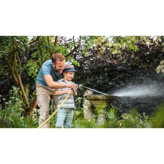 Bomba de agua inalámbrica Bosch GardenPump 18V-2000 Kit con batería y manguera
