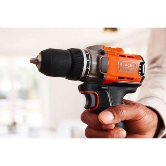 Akkubohrschrauber BLACK+DECKER BCD382D2XK 18V 2 Akkus 45 Nm 13 mm Bohrfutter