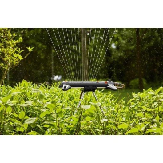 Oszillierender Rasensprenger Gardena AquaZoom M 3-18 m 250 m²