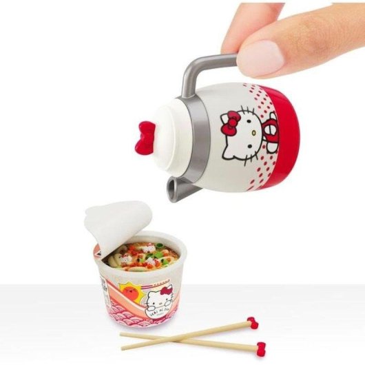 Kit Creativo MGA Miniverse Make It Mini Hello Kitty con Cibi in Miniatura