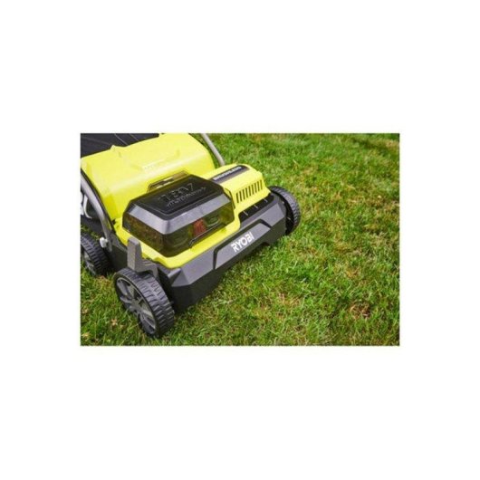 Escarificador Ryobi 36V Brushless 2-en-1 35 cm con 2 baterías ONE+ 18V 4.0 Ah