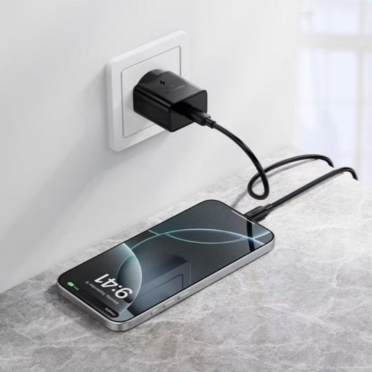 Cargador USB-C Hoco N76 25W Carga Rápida PD QC