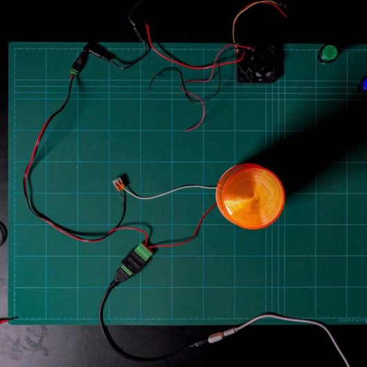 Relé Wi-Fi Shelly The Pill SSR Add-on Control iluminación y ventilador DC