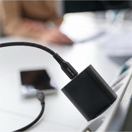 Caricatore USB-C 4smarts 30W Power Delivery 3.0 con cavo 1,5 m