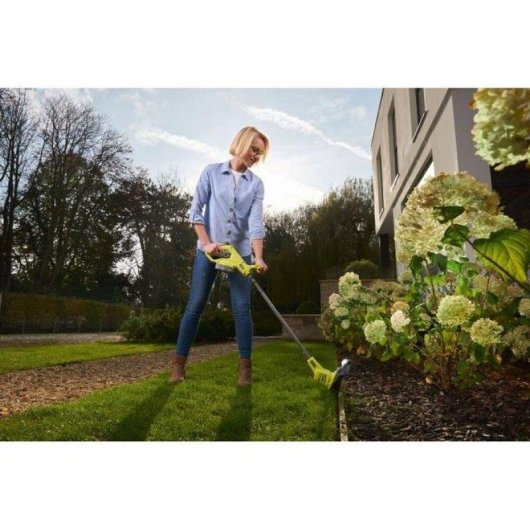 Kit combo Ryobi ONE+ 18V Rasenmäher 33 cm + Freischneider 2 in 1 Mulching 250 m²