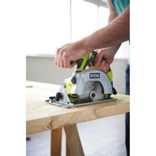 Kreissäge kabellos Ryobi ONE+ RWSL1801M 18V 150 mm Laserführung