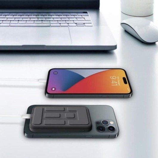 Powerbank Yenkee YPB 501 5000 mAh MagSafe Kabellose Magnetische Ladung 15W USB-C Schwarz